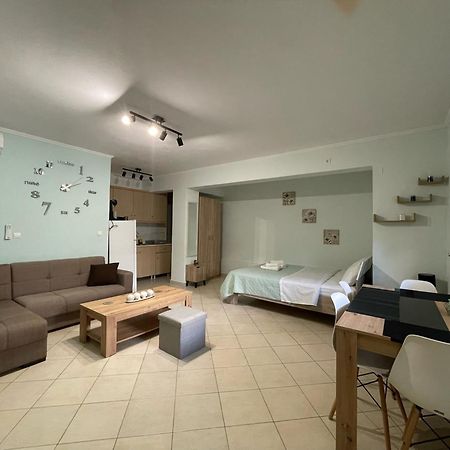 Eleni Studio Apartment Preveza Exterior photo