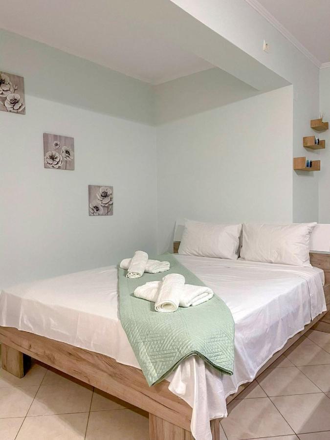Eleni Studio Apartment Preveza Exterior photo